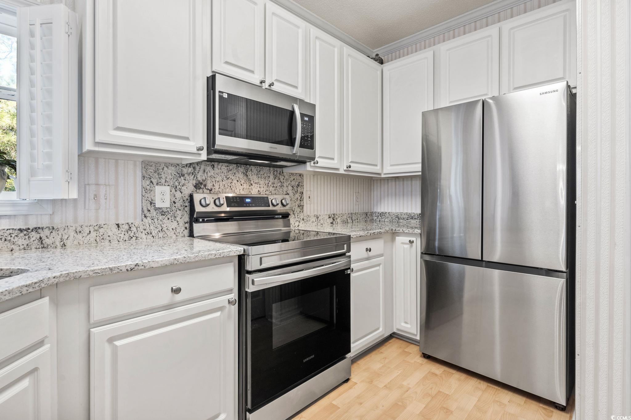 131 Greenside Villas Dr. Property Photo 18