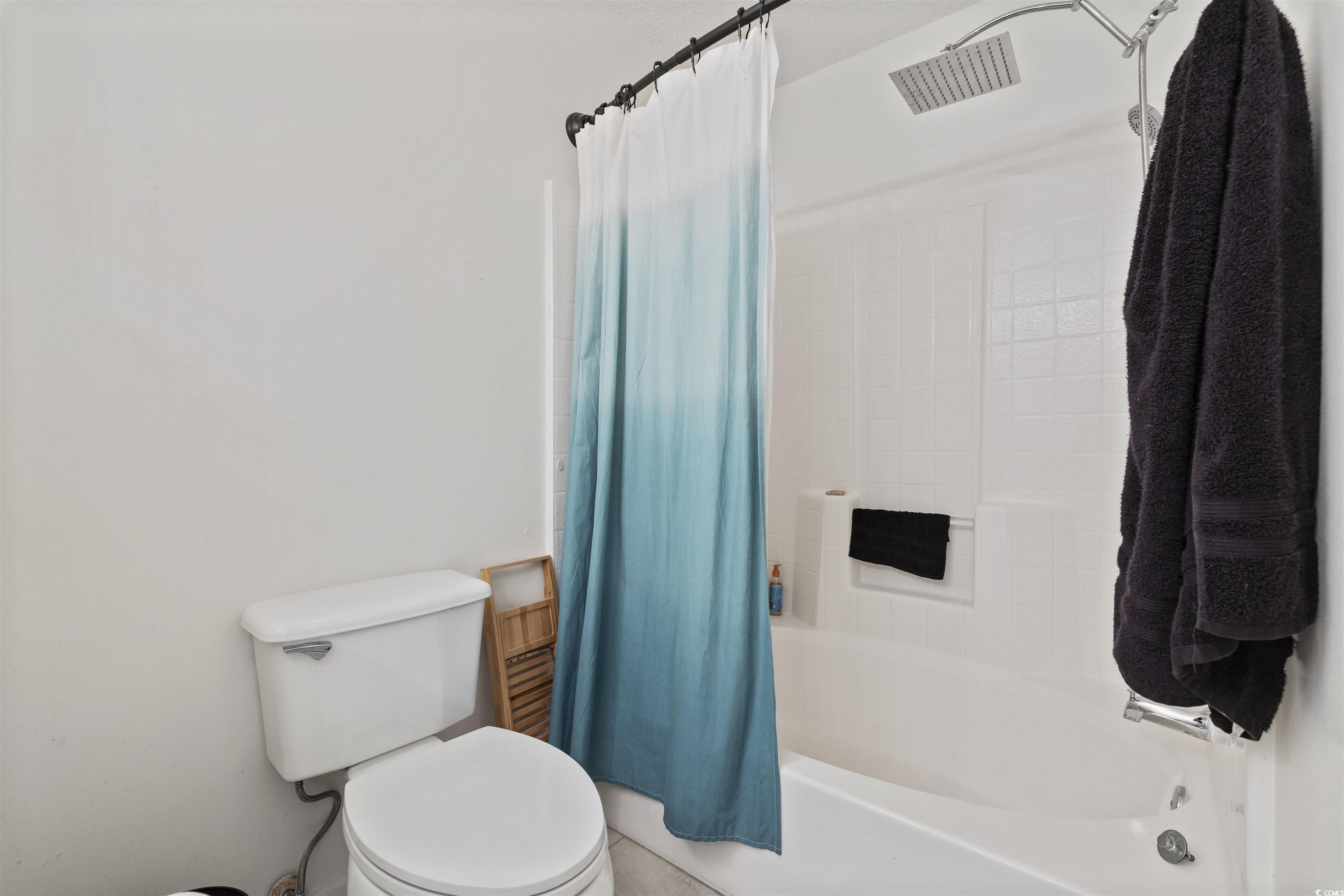 5060 Windsor Green Way Property Photo 16