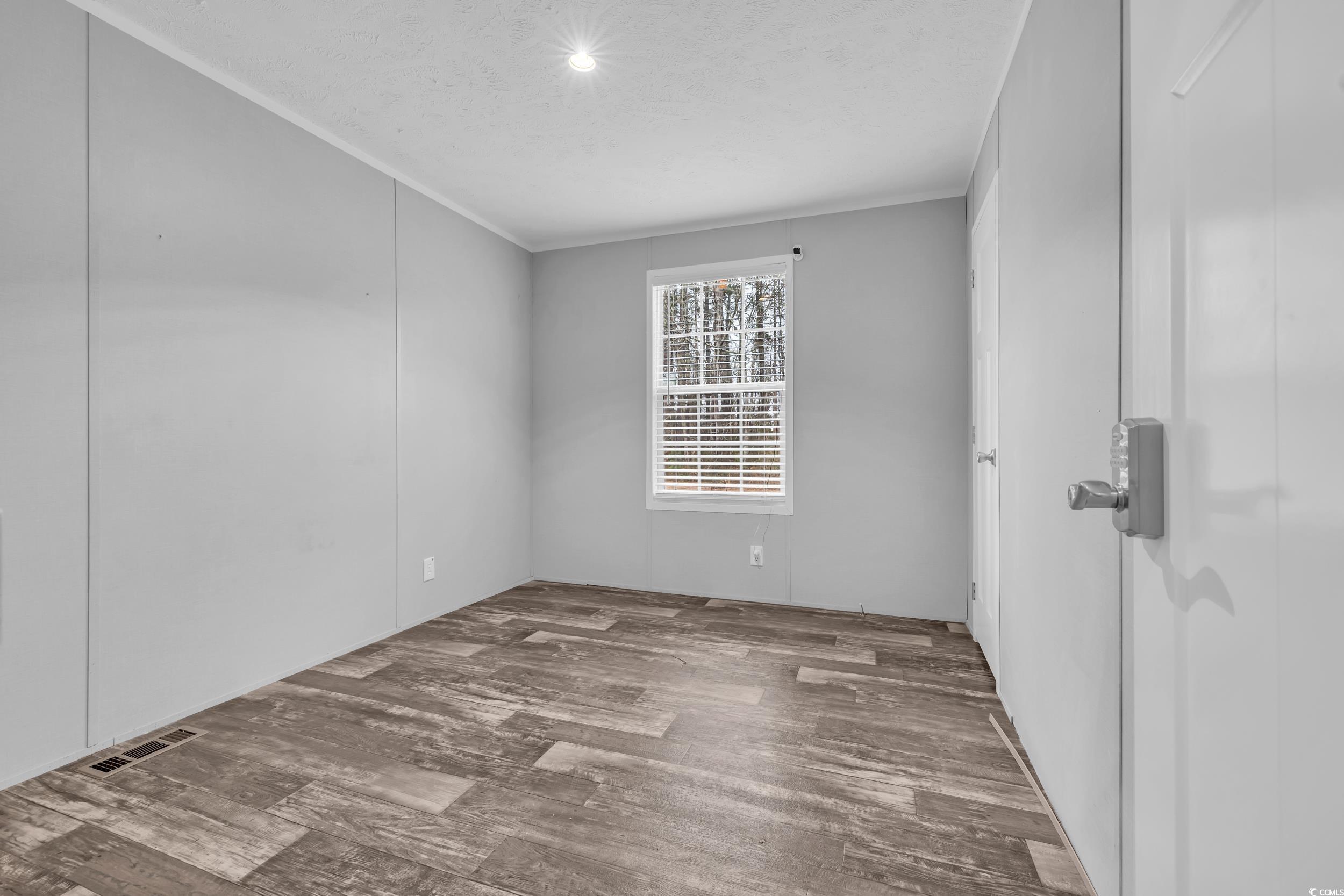 990 Highway 66 Property Photo 17