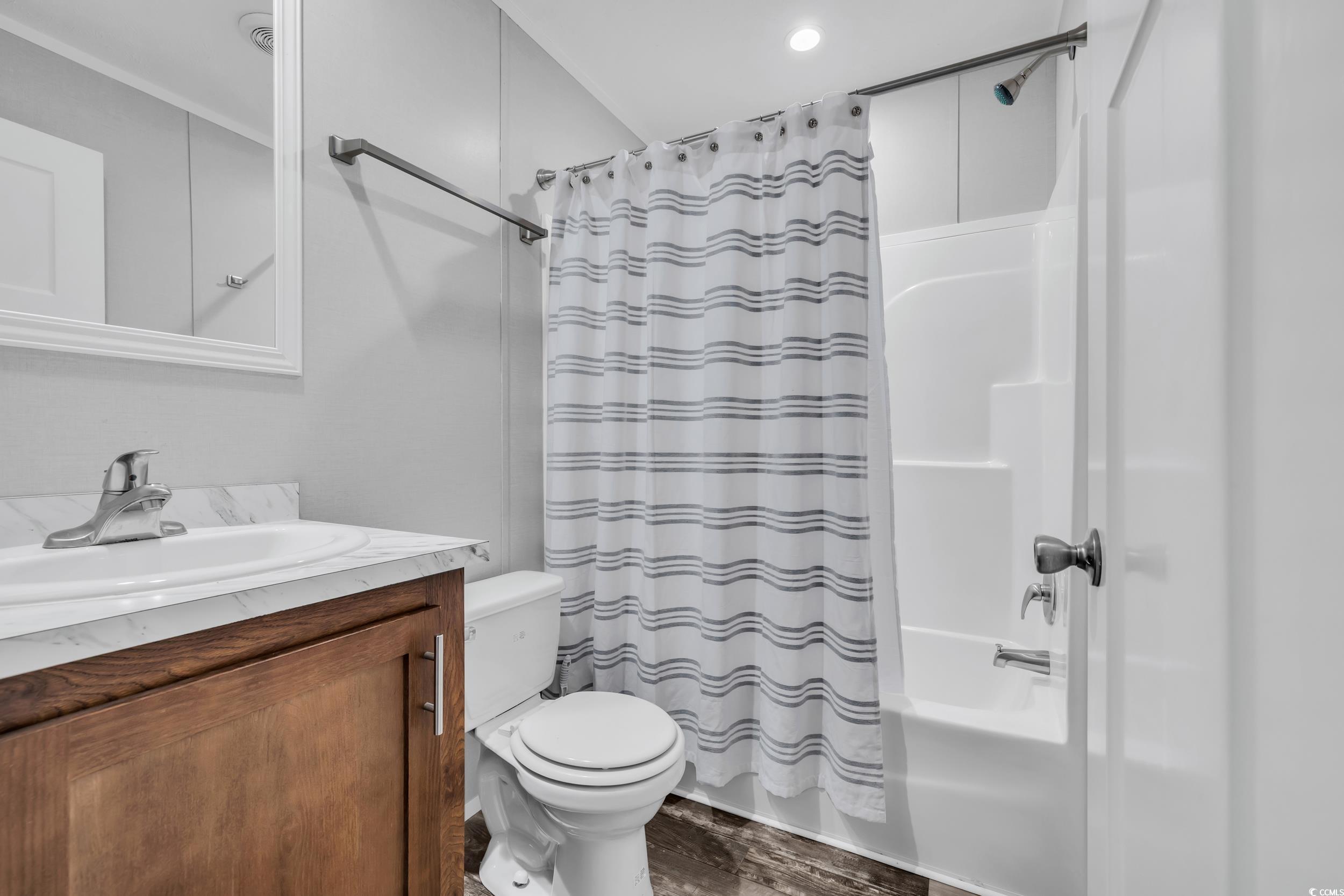 990 Highway 66 Property Photo 18