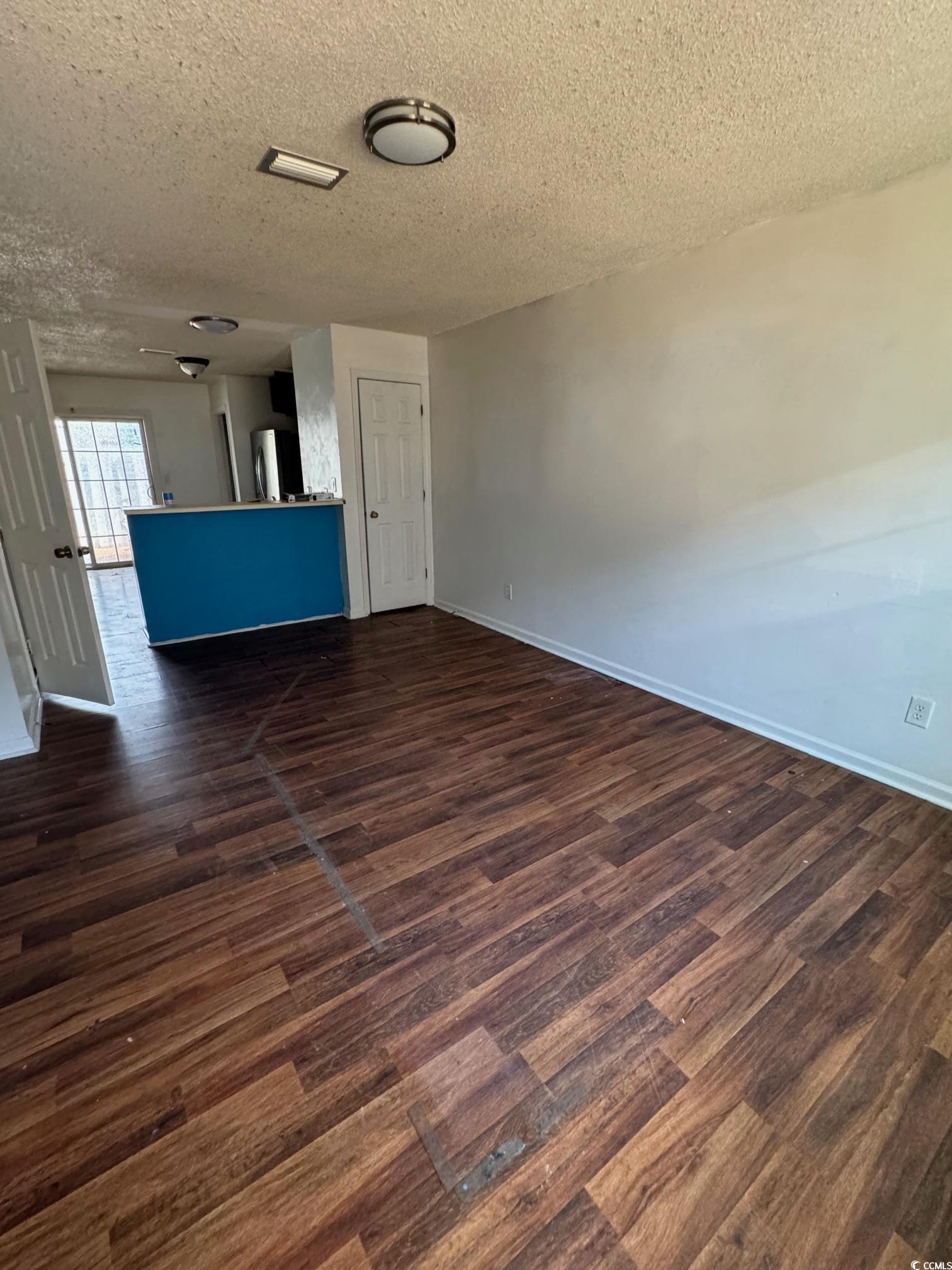 1506 Havens Dr. Property Photo 2
