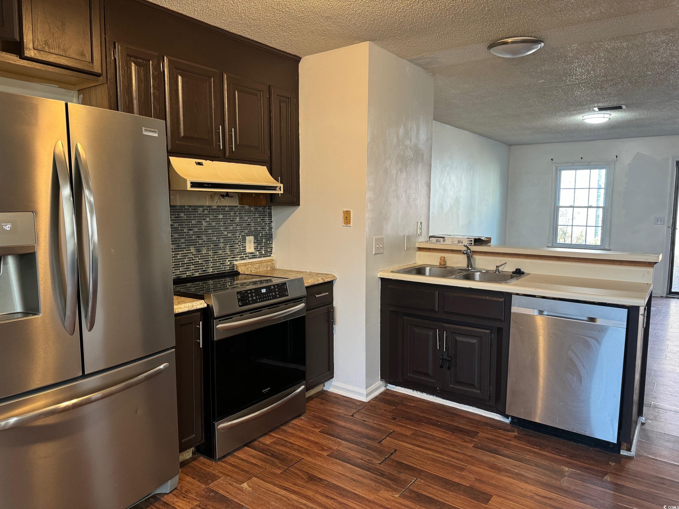 1506 Havens Dr. Property Photo 3