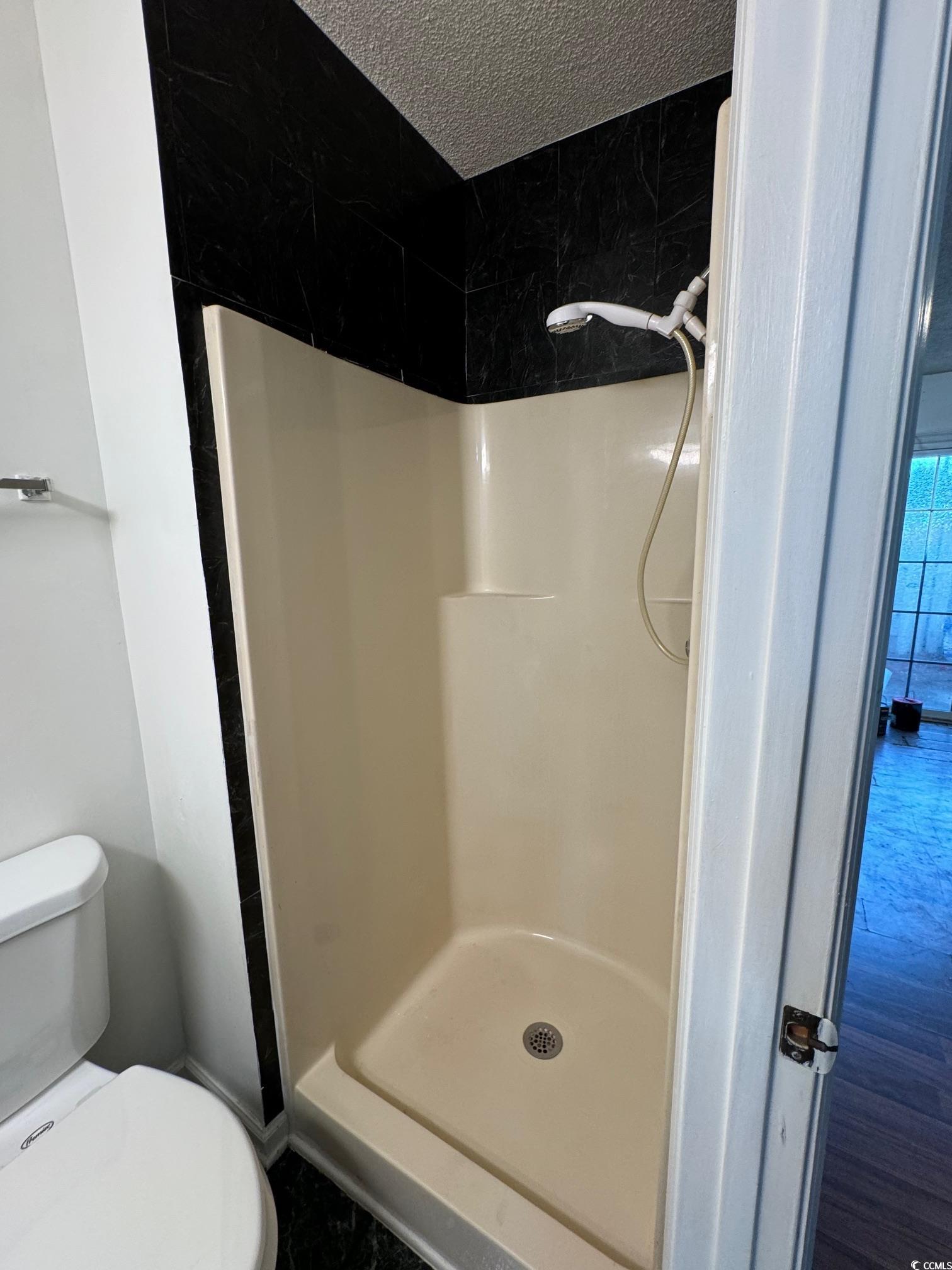 1506 Havens Dr. Property Photo 5