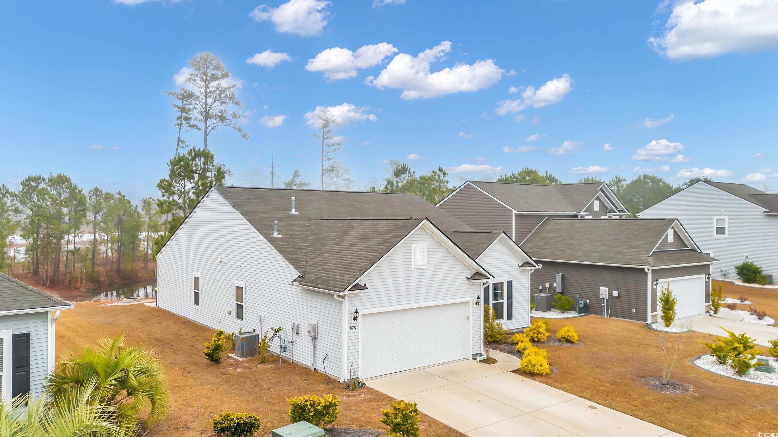 820 Wild Leaf Loop Property Photo 6