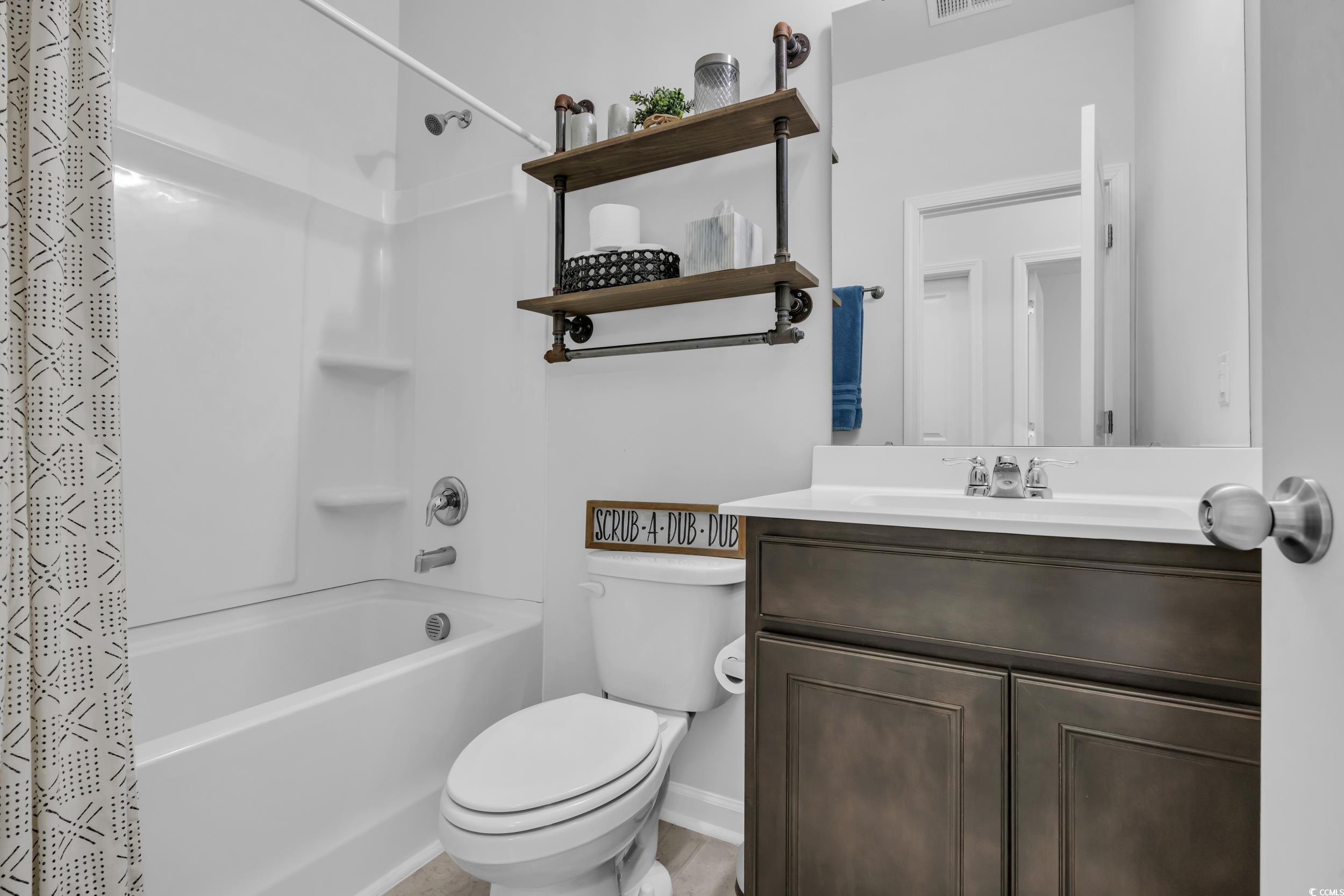 820 Wild Leaf Loop Property Photo 13