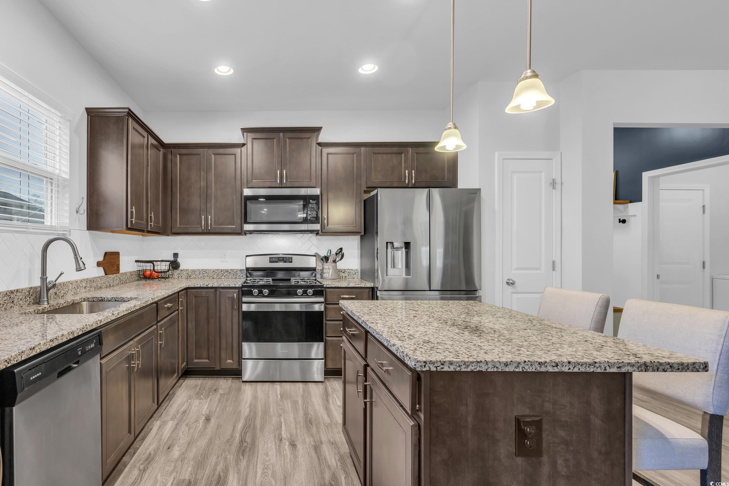 820 Wild Leaf Loop Property Photo 19
