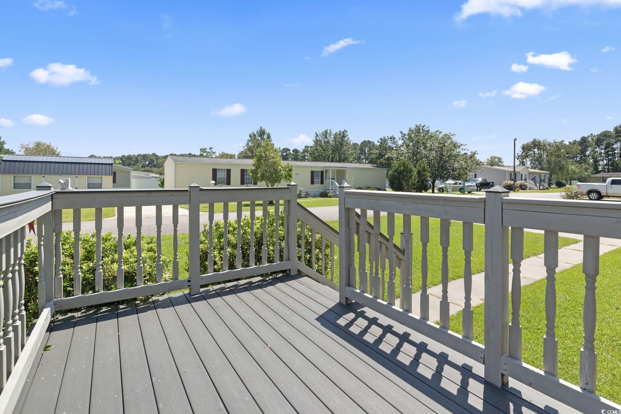 1064 Palm Dr. Property Photo 2