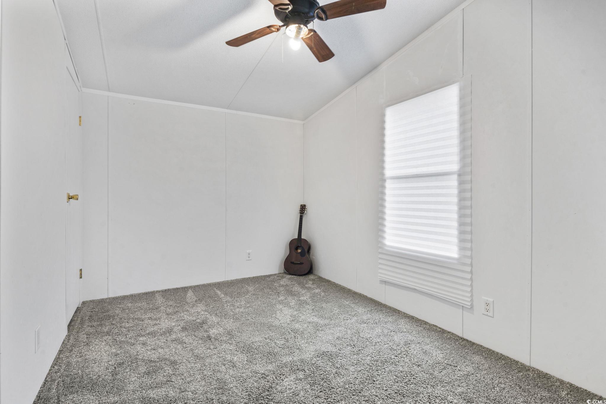 1064 Palm Dr. Property Photo 19
