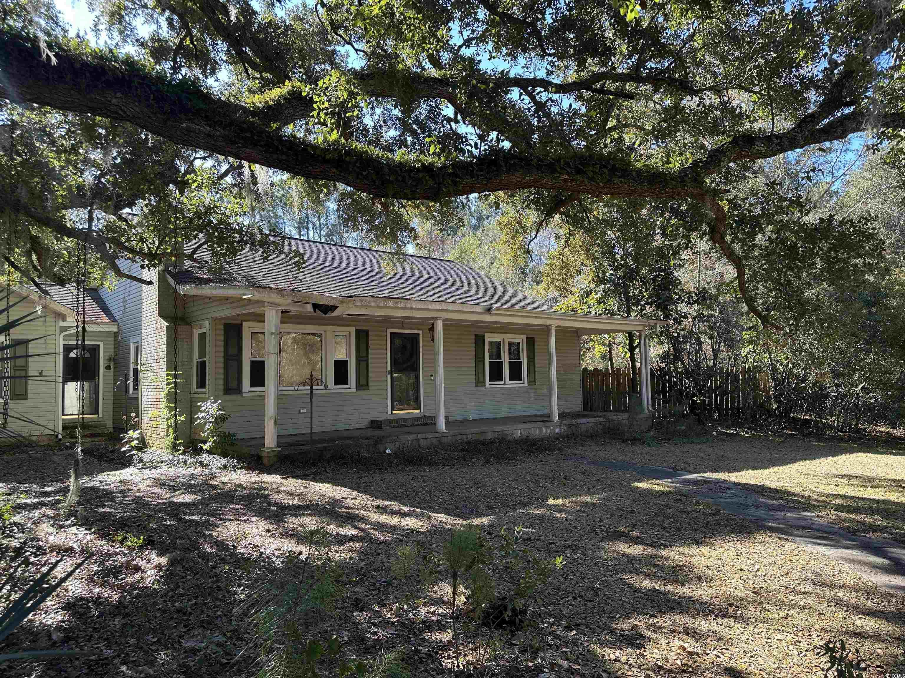 402 Wilkinson St. Property Photo 1