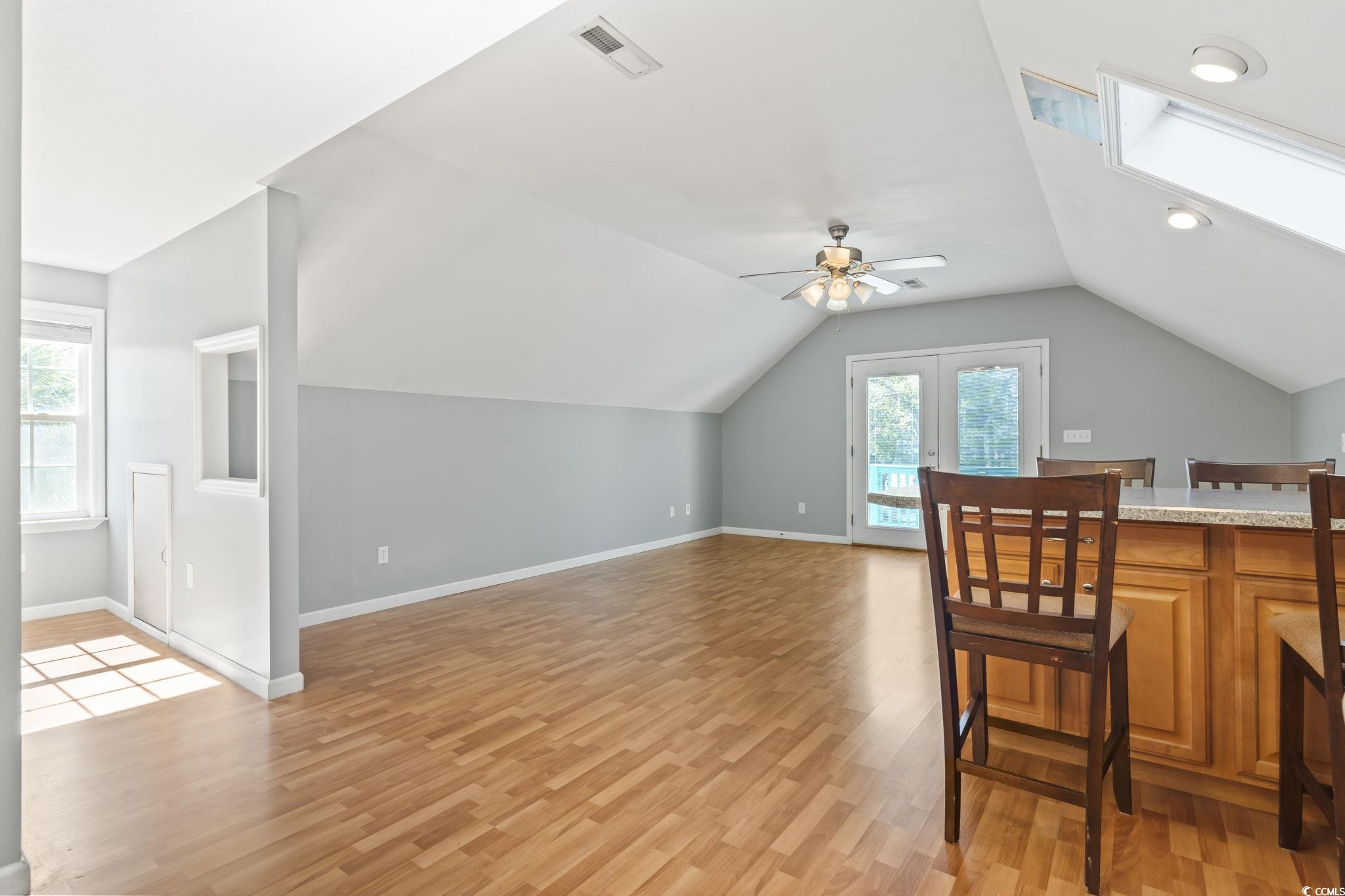 390 Boundary Ave. Property Photo 34
