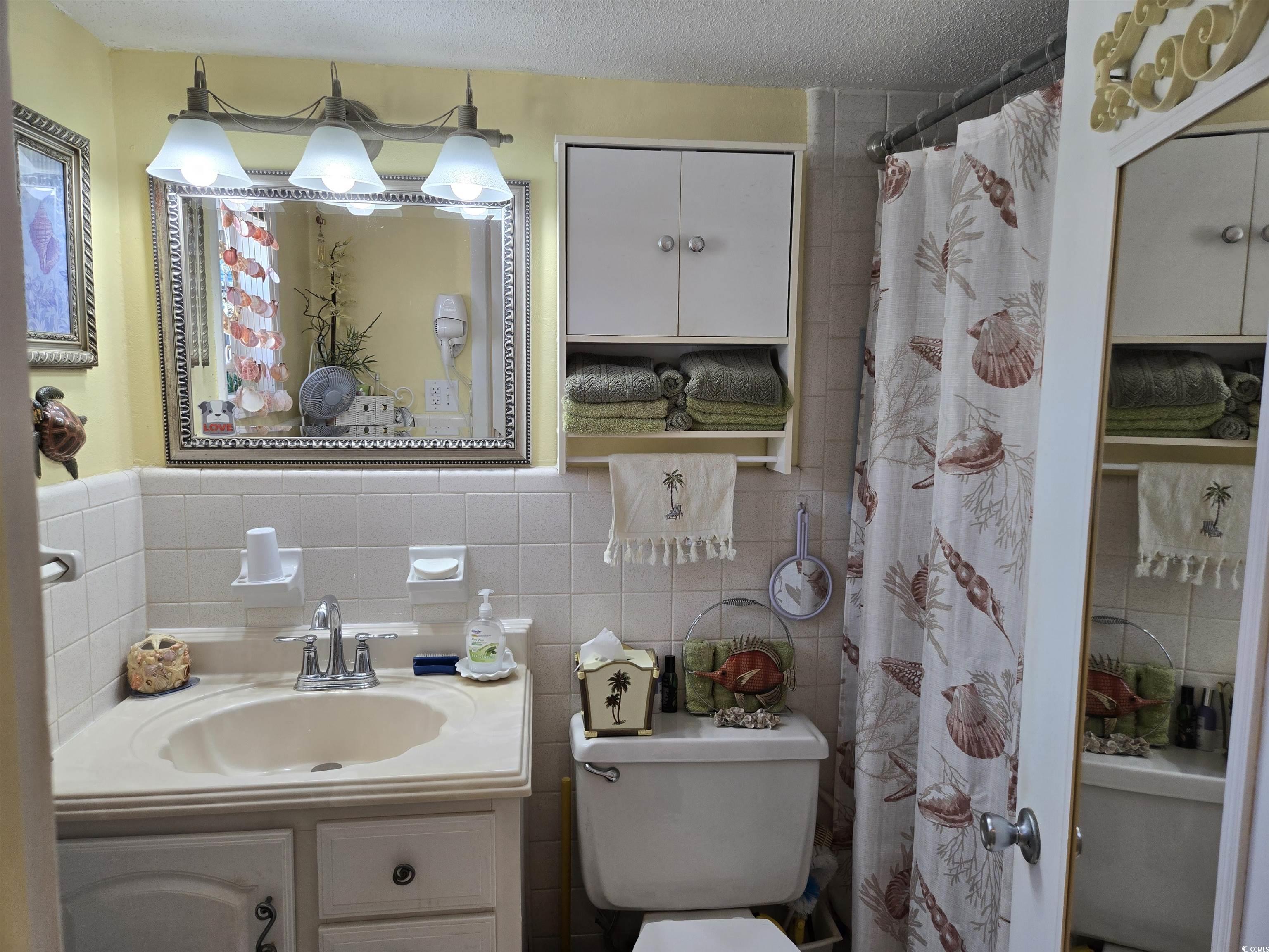2204 S Perrin Dr. Property Photo 23