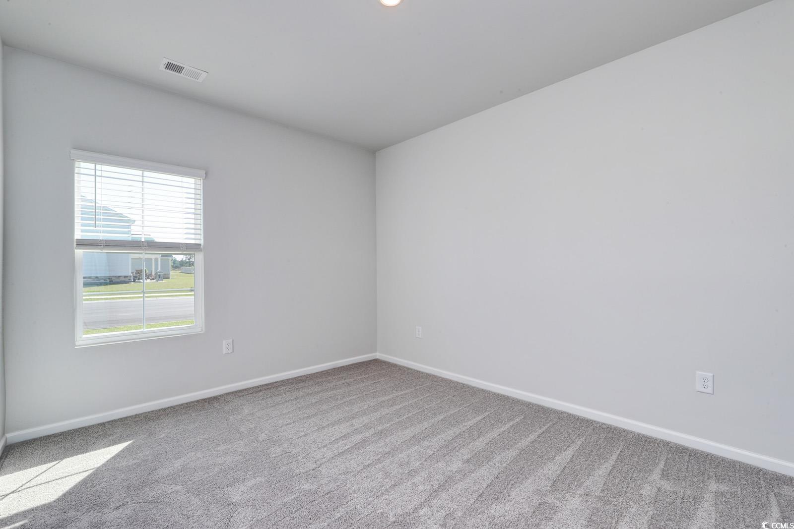 703 St. Albans Loop Property Photo 17