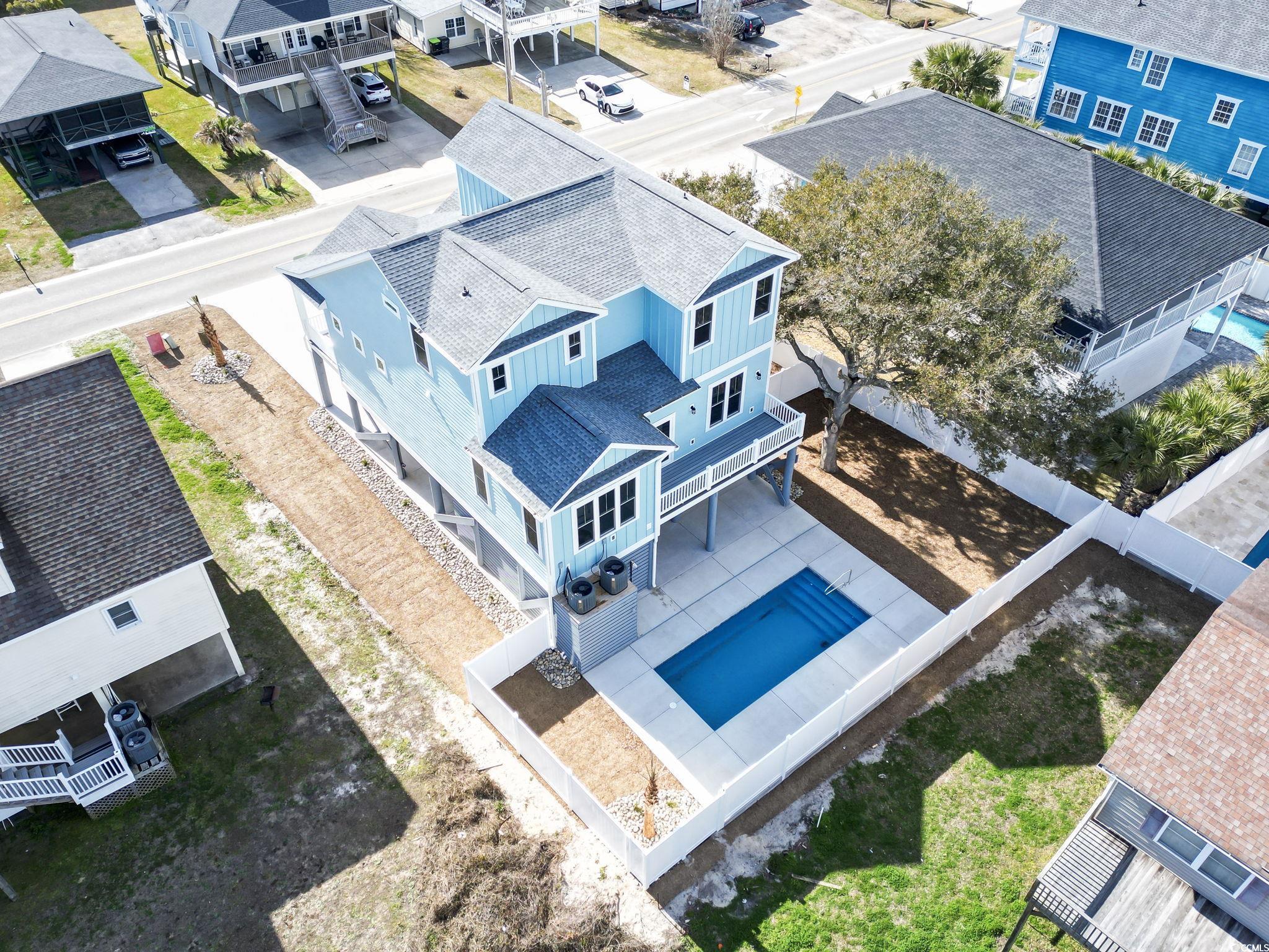 128 Seabreeze Dr. Property Photo 4