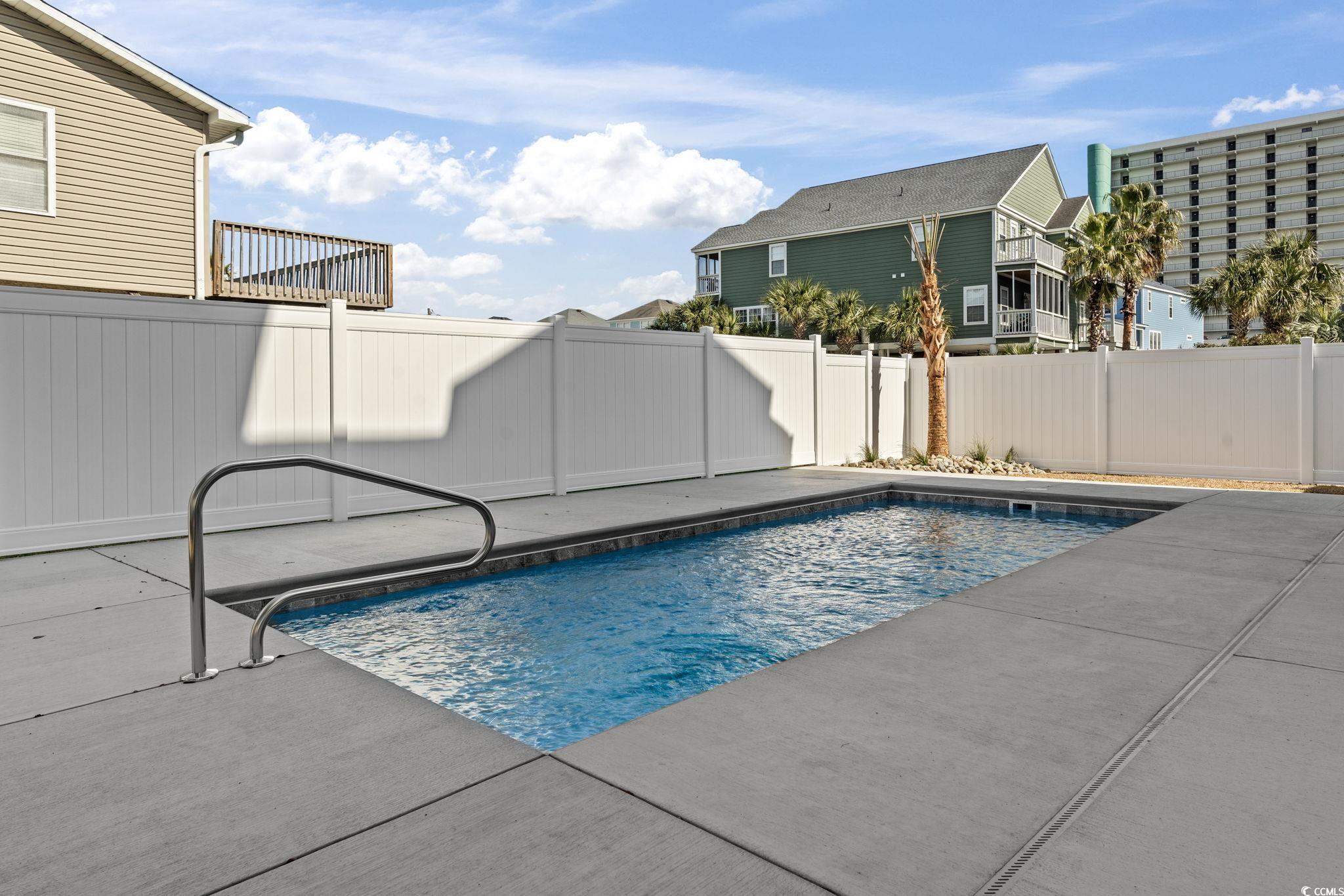 128 Seabreeze Dr. Property Photo 39