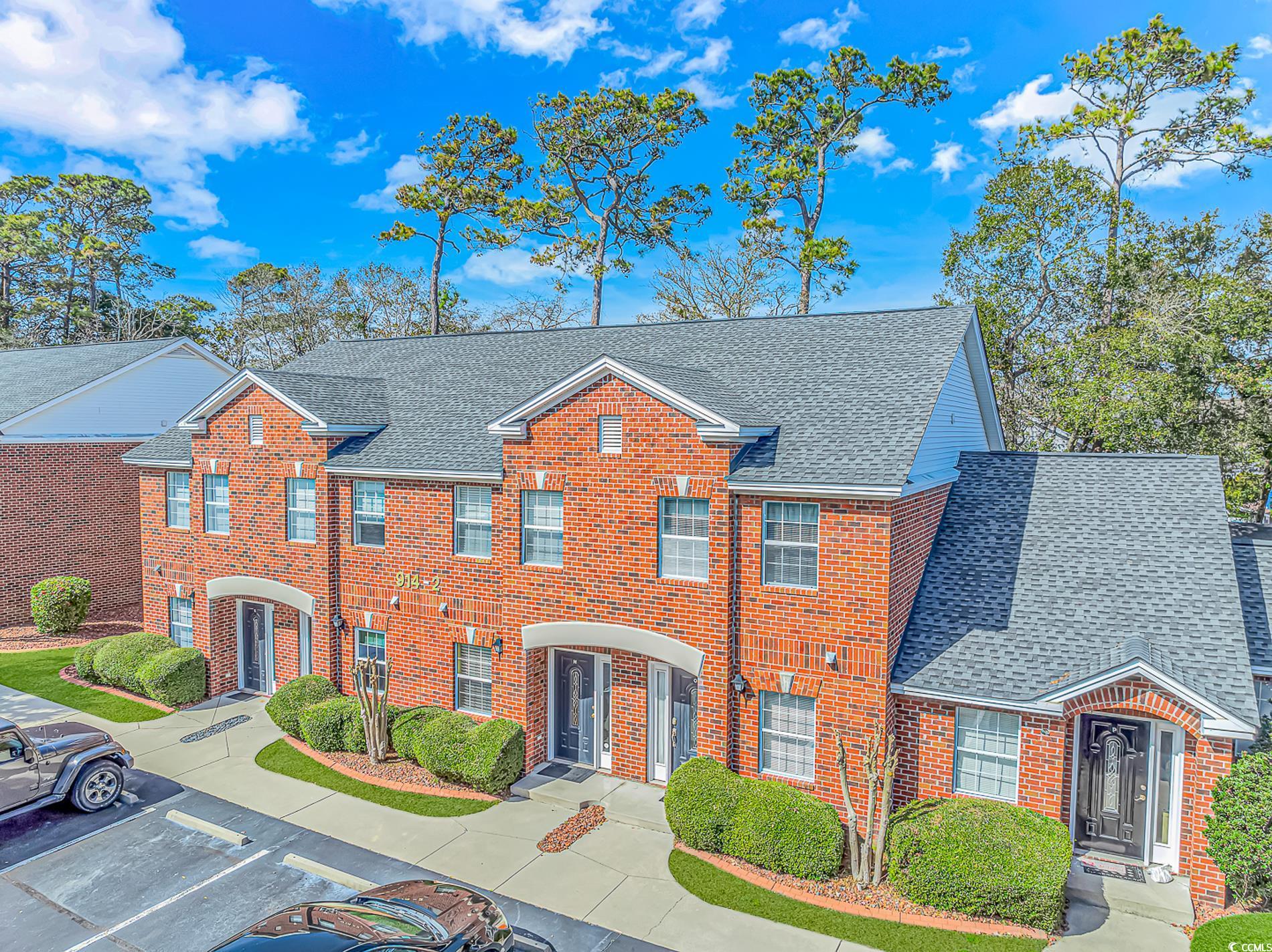 Hillside Commons Real Estate Listings Main Image