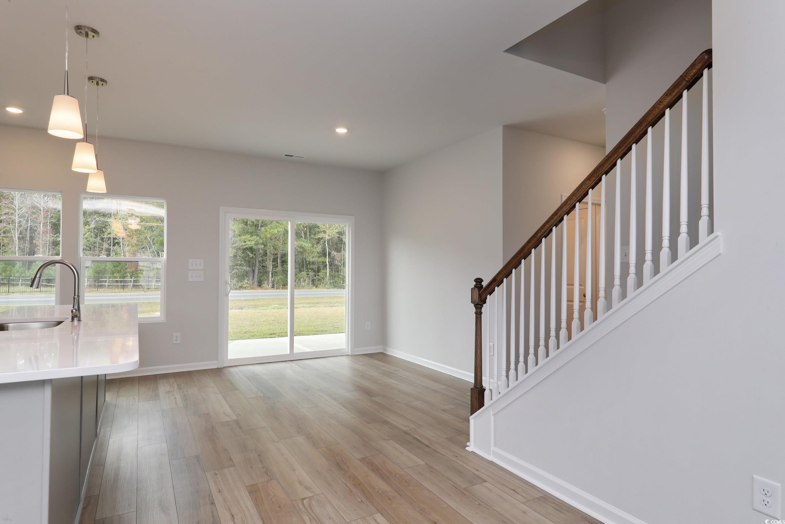 667 Mccorkle Place Property Photo 4