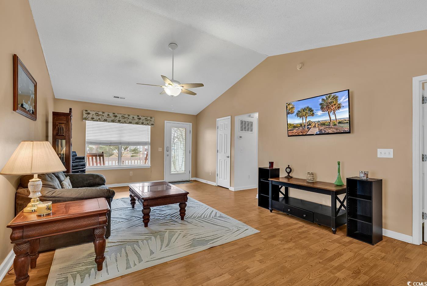 9514 Leeds Circle Property Photo 8