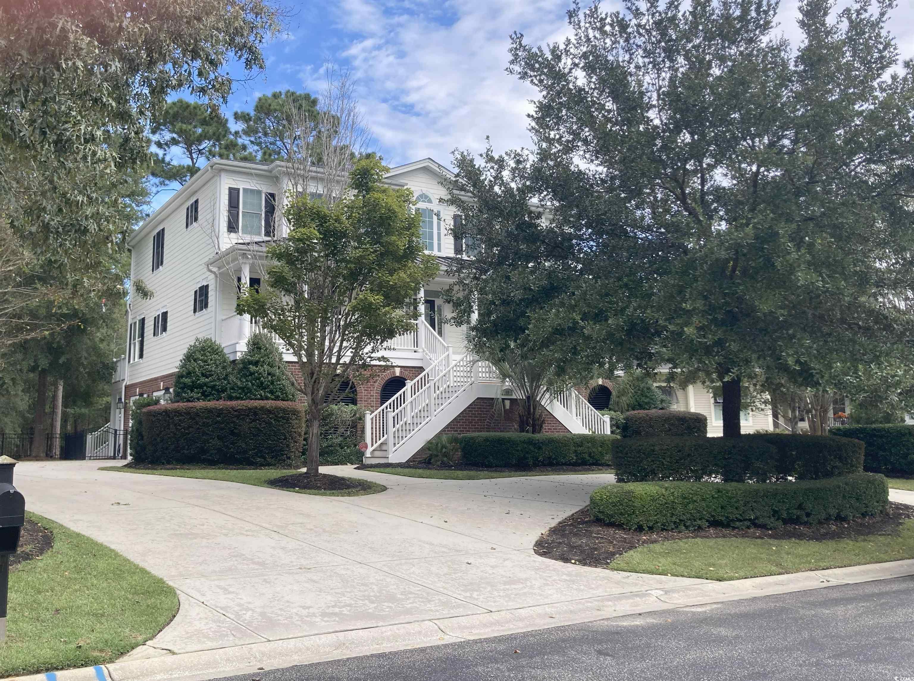 80 Stonington Dr. Property Photo 2