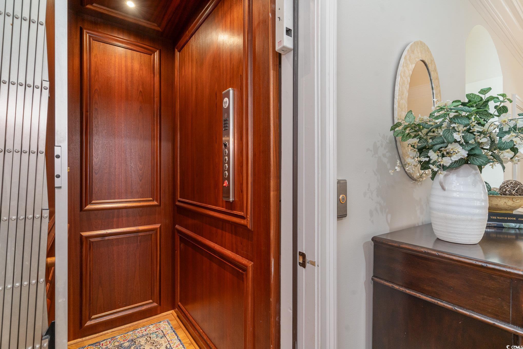 80 Stonington Dr. Property Photo 15