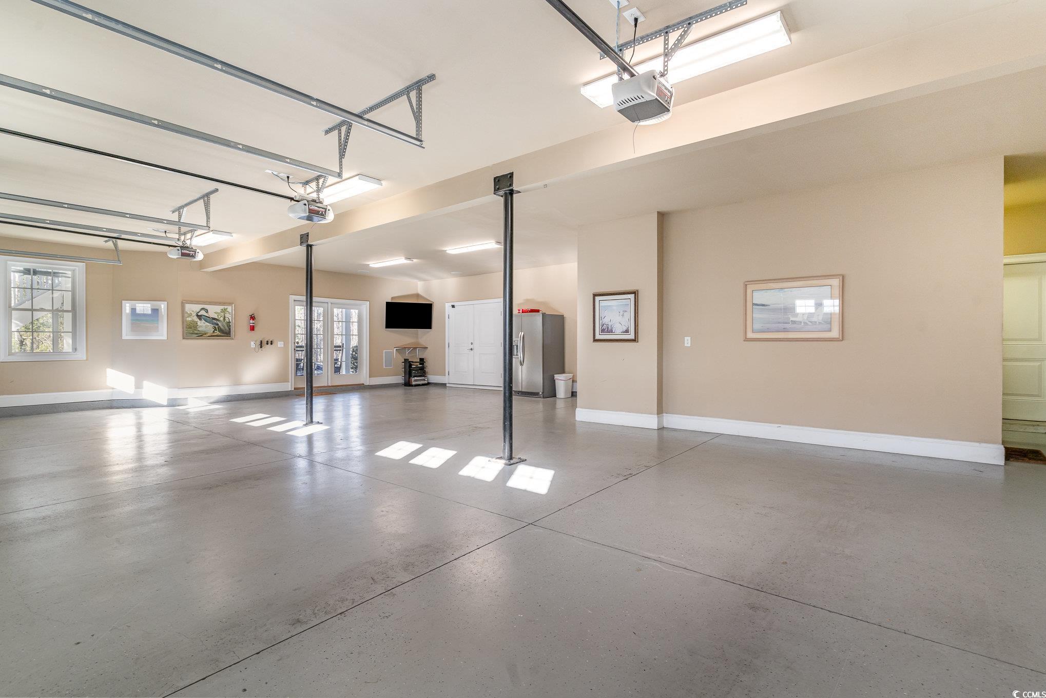 80 Stonington Dr. Property Photo 28