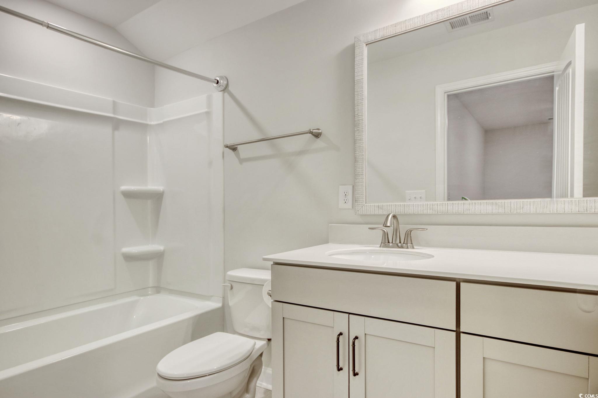 568 Canborough Lane Property Photo 31