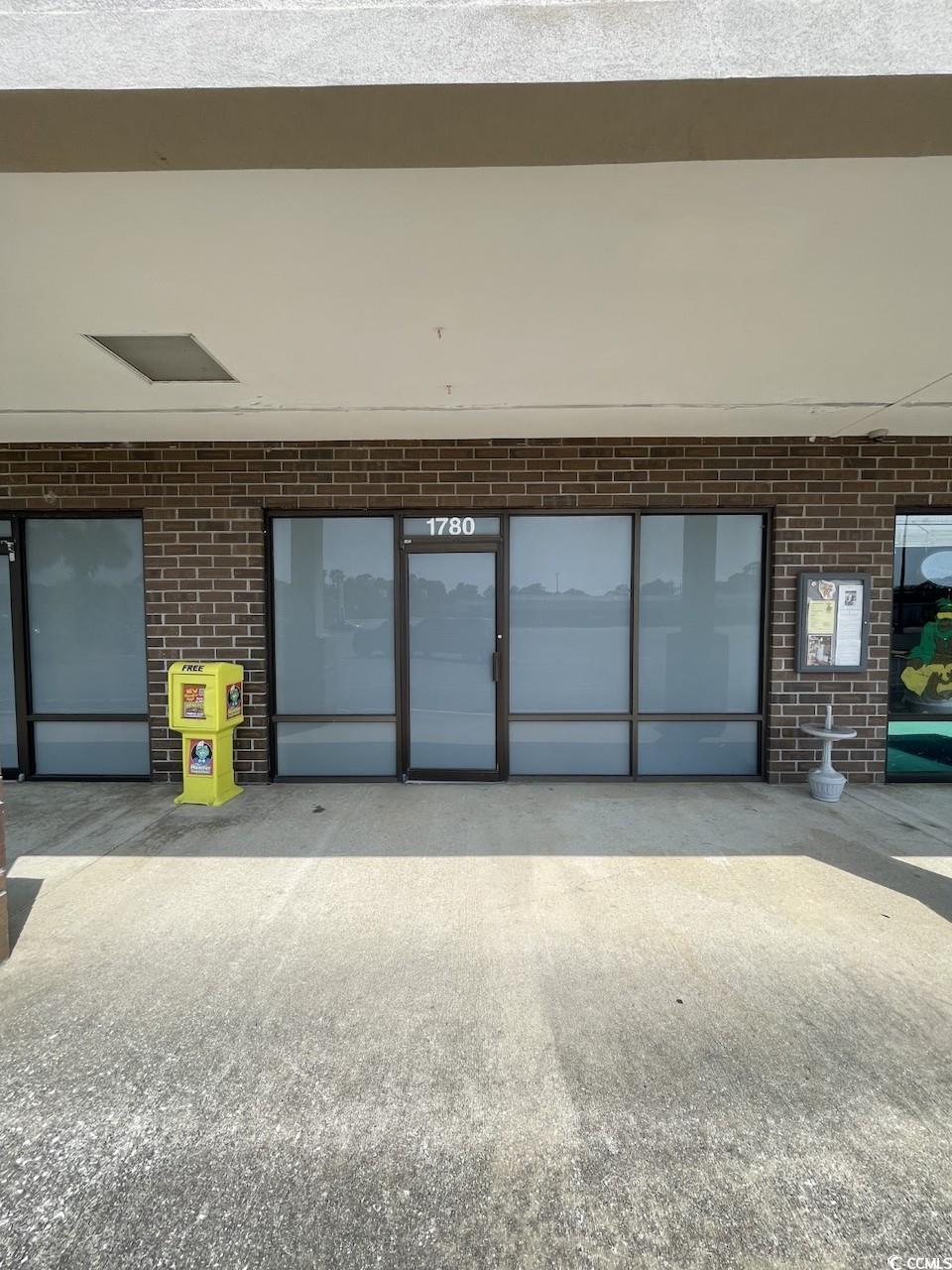 1780 N Highway 17 Property Photo 2