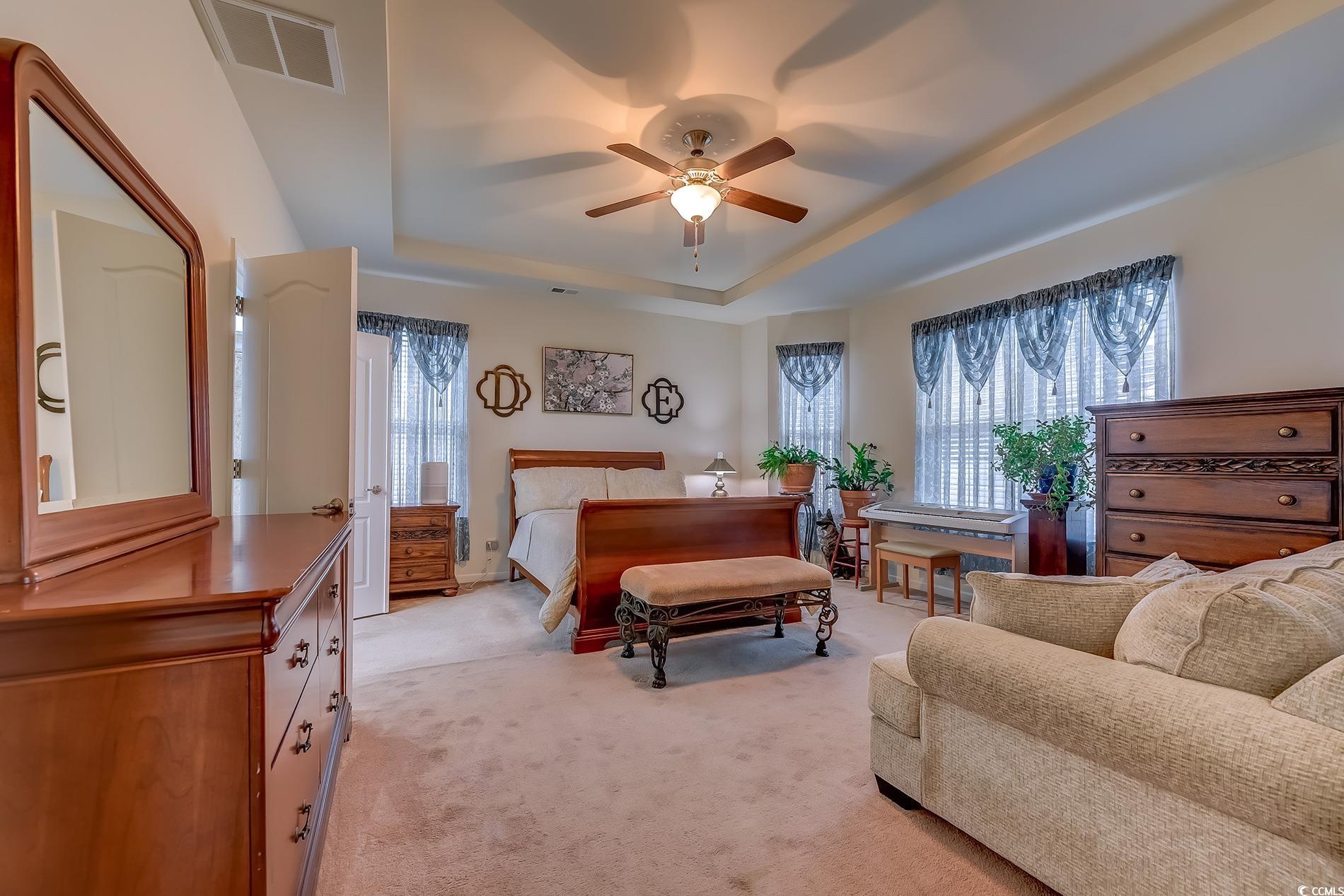 676 Lafayette Park Dr. Property Photo 14