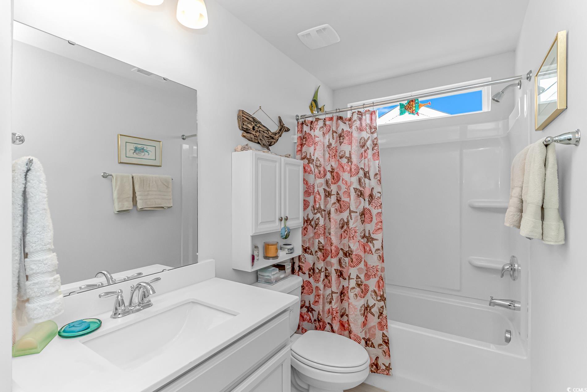 560 Pier Ct. Property Photo 23