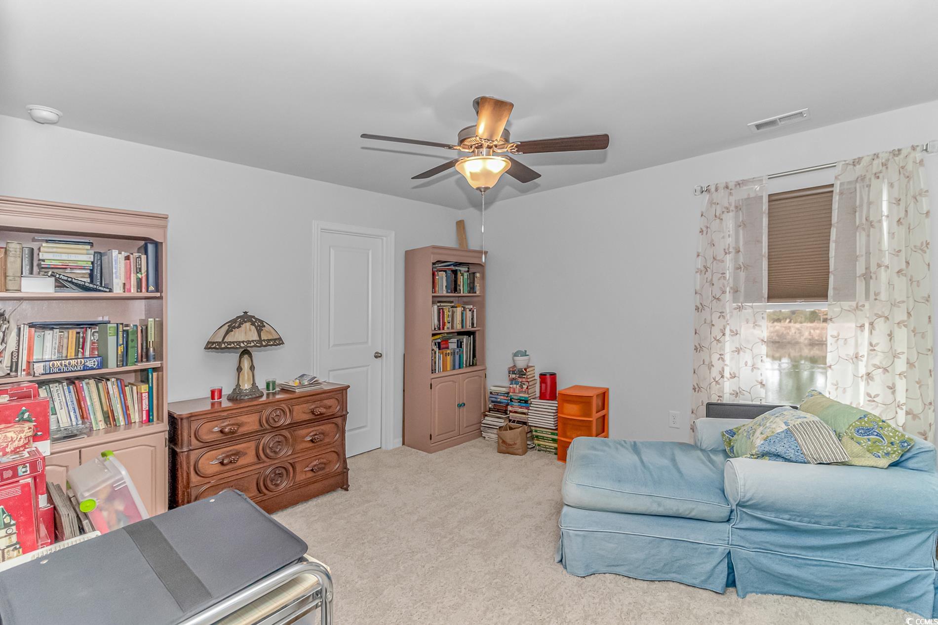 560 Pier Ct. Property Photo 28