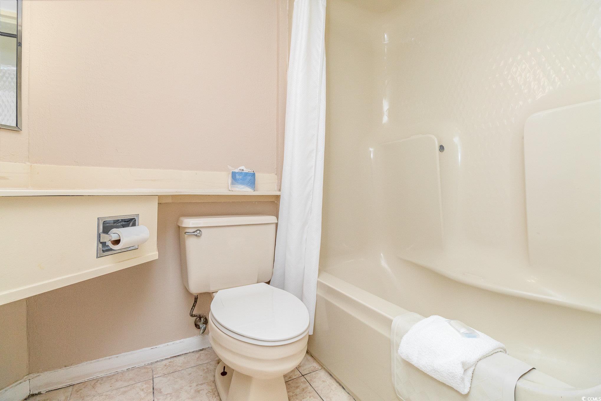 2500 N Ocean Blvd. Property Photo 12