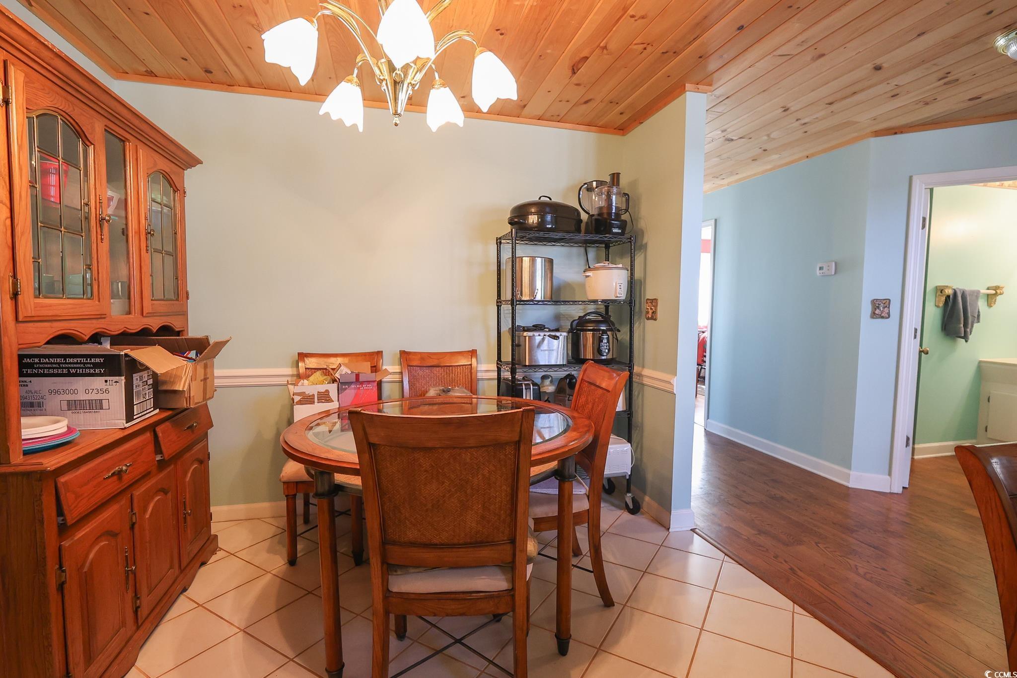 5865 Creekside Dr. Property Photo 12