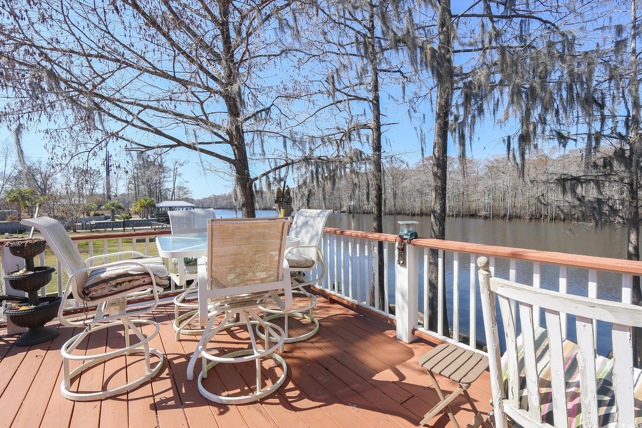 5865 Creekside Dr. Property Photo 33