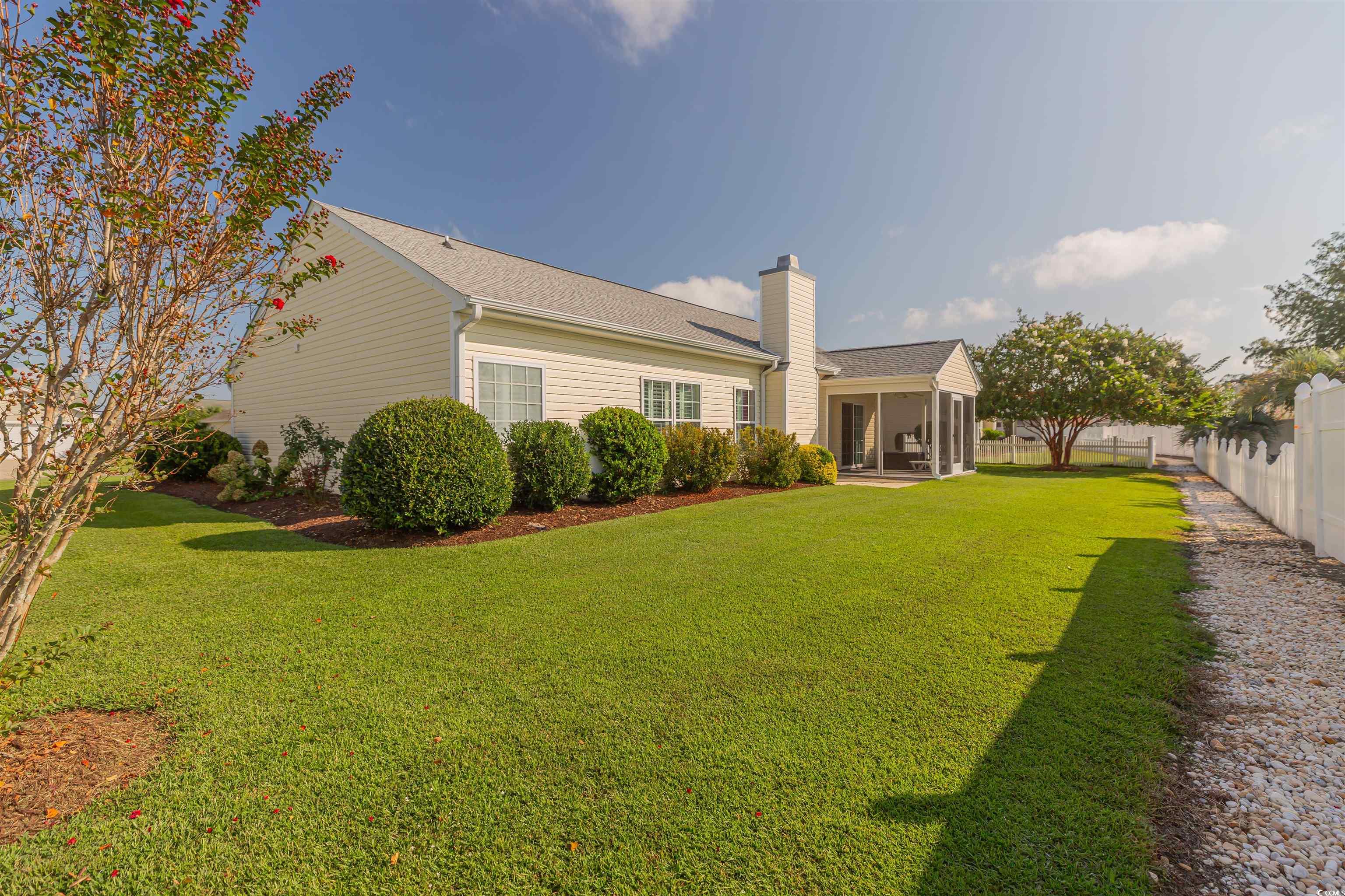 724 Alexis Dr. Property Photo 4