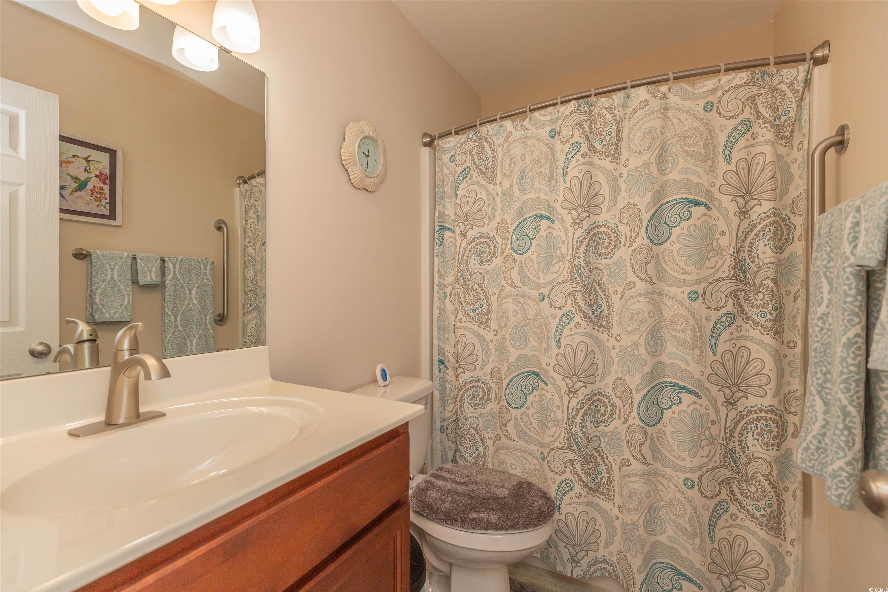 724 Alexis Dr. Property Photo 16