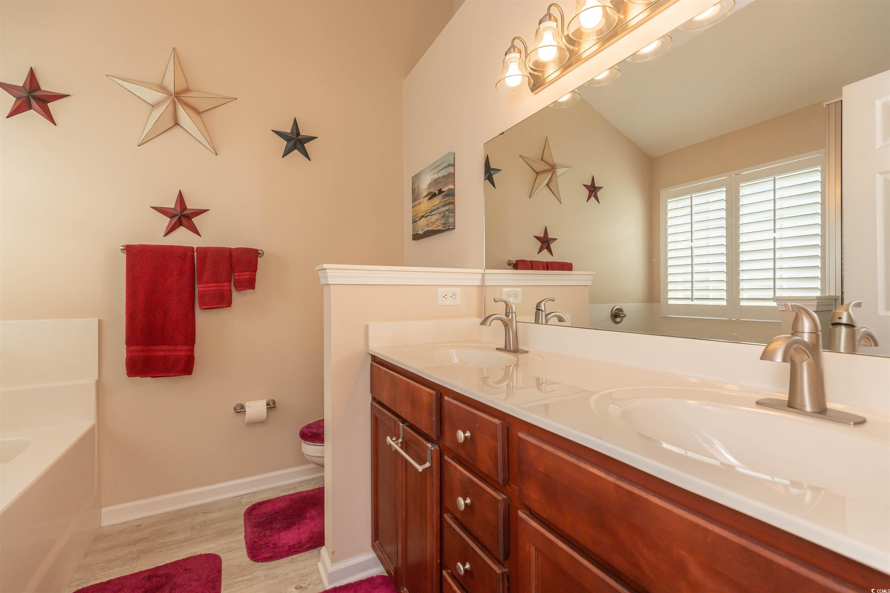 724 Alexis Dr. Property Photo 22