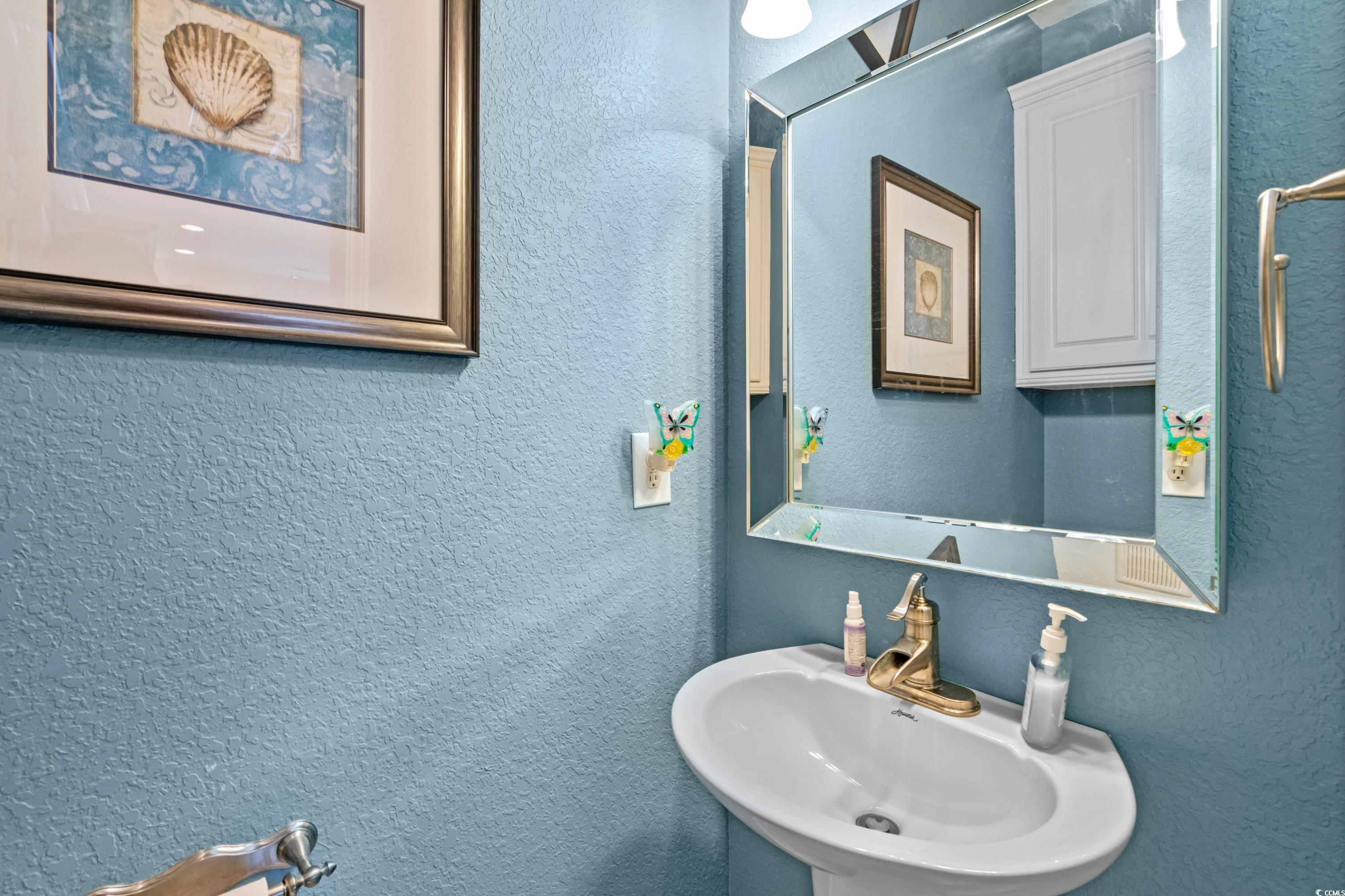 6001 - 8022 S Kings Hwy. Property Photo 34