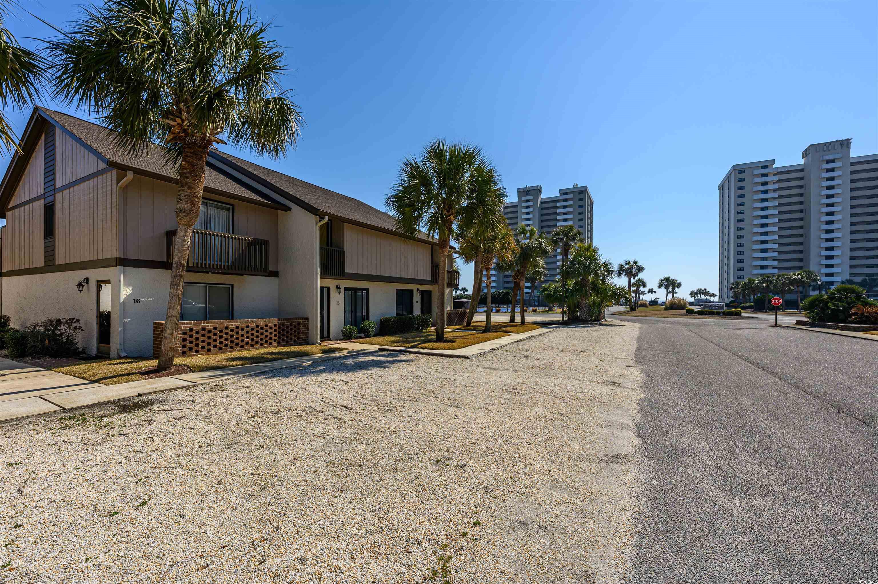 10200 Lake Shore Dr. Property Photo 6