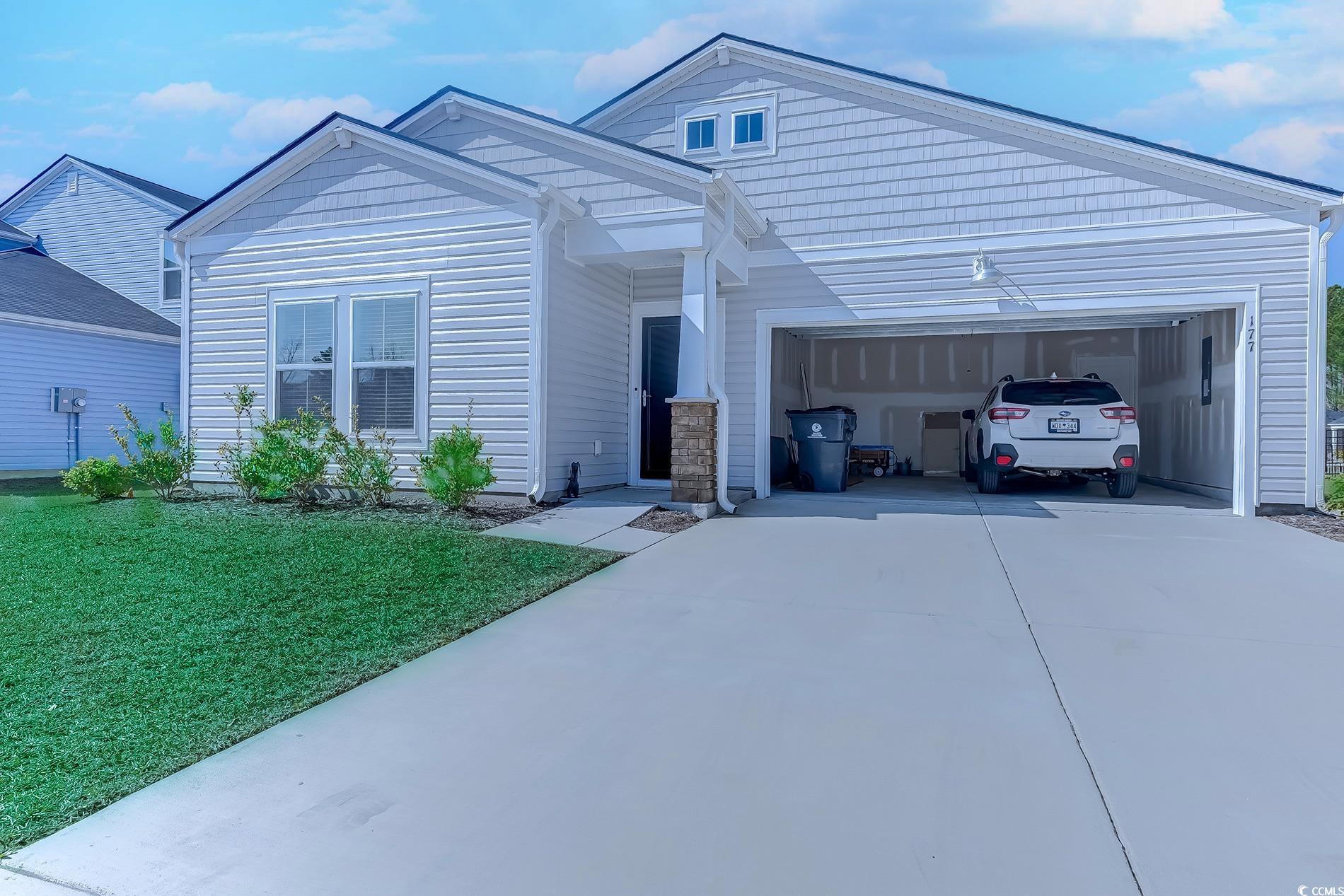 177 Fox Rae Dr. Property Photo 2