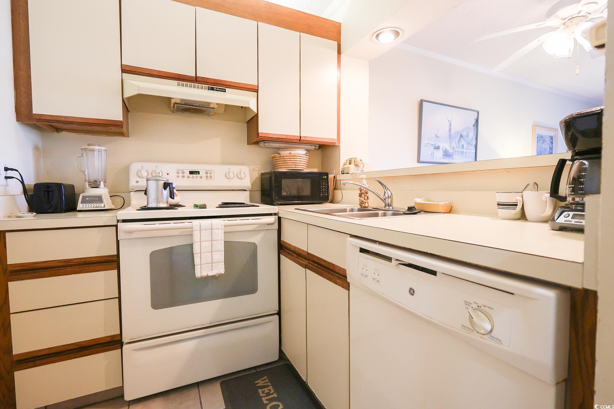 415 Ocean Creek Blvd. Property Photo 6