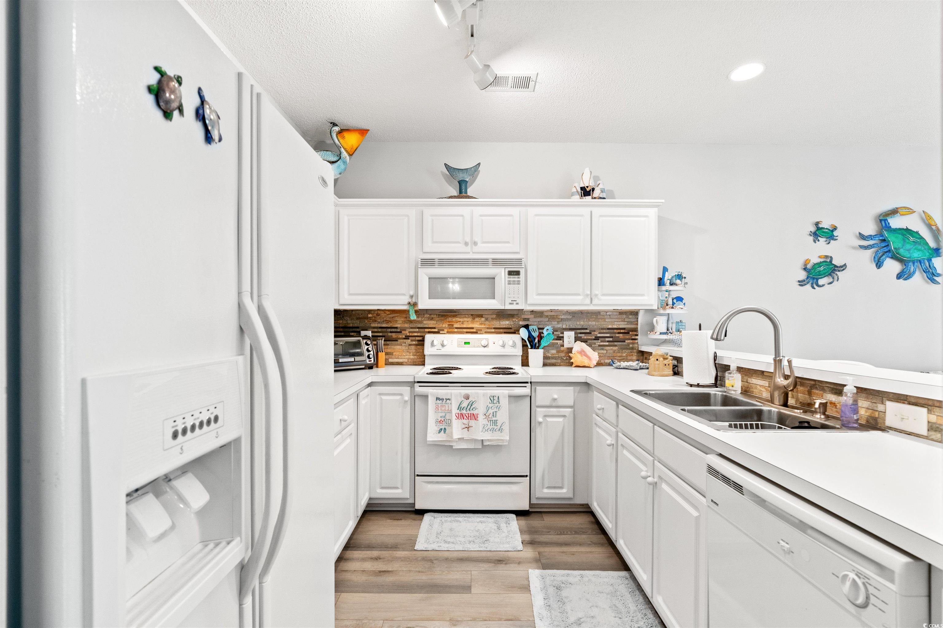 1058 Sea Mountain Hwy. Property Photo 5