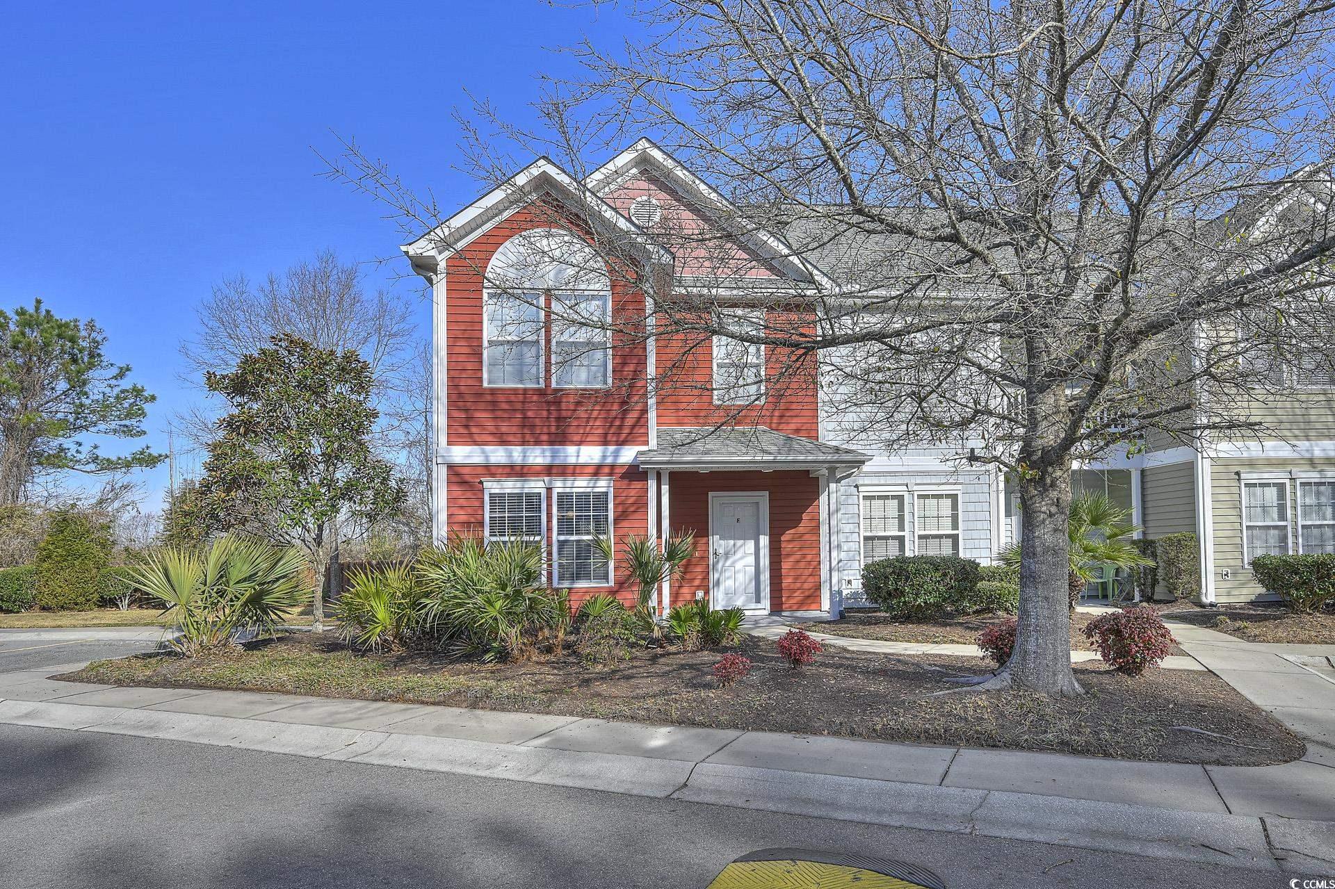 Pine Island Townhomes Real Estate Listings Main Image