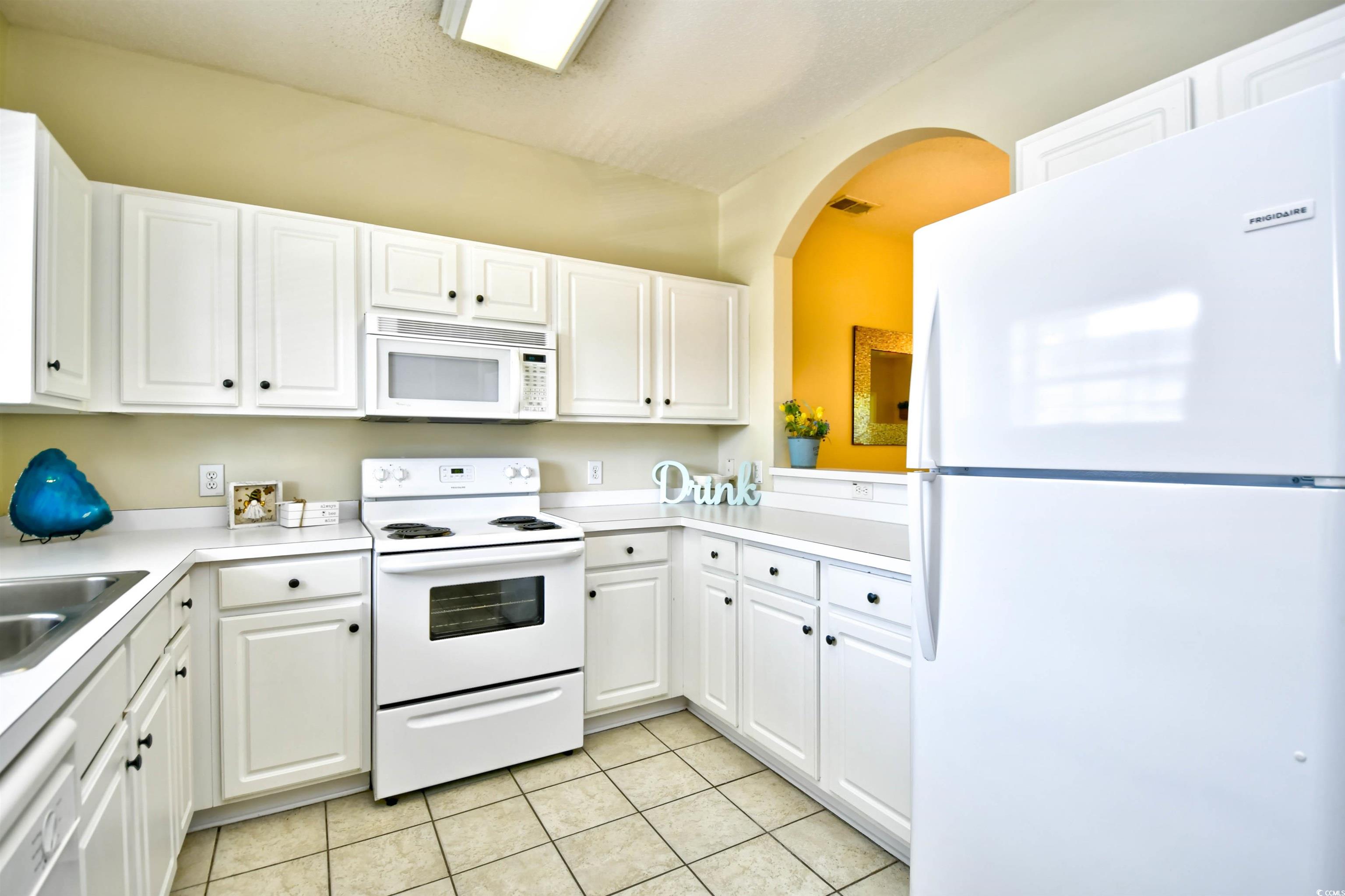 5801 Oyster Catcher Dr. Property Photo 15