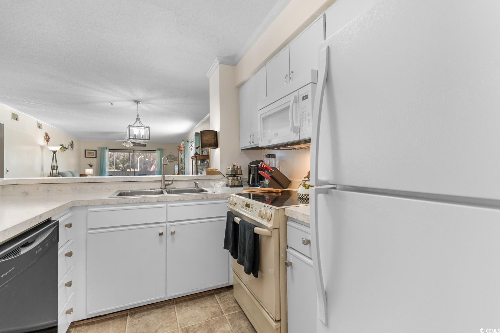 4350 Intercoastal Dr. Property Photo 11
