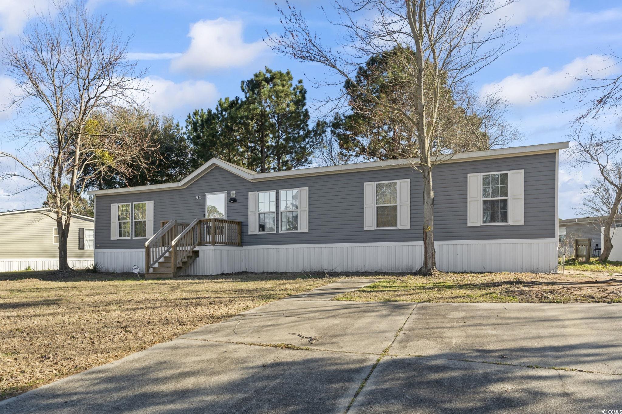 386 Persimmon Ln. Property Photo