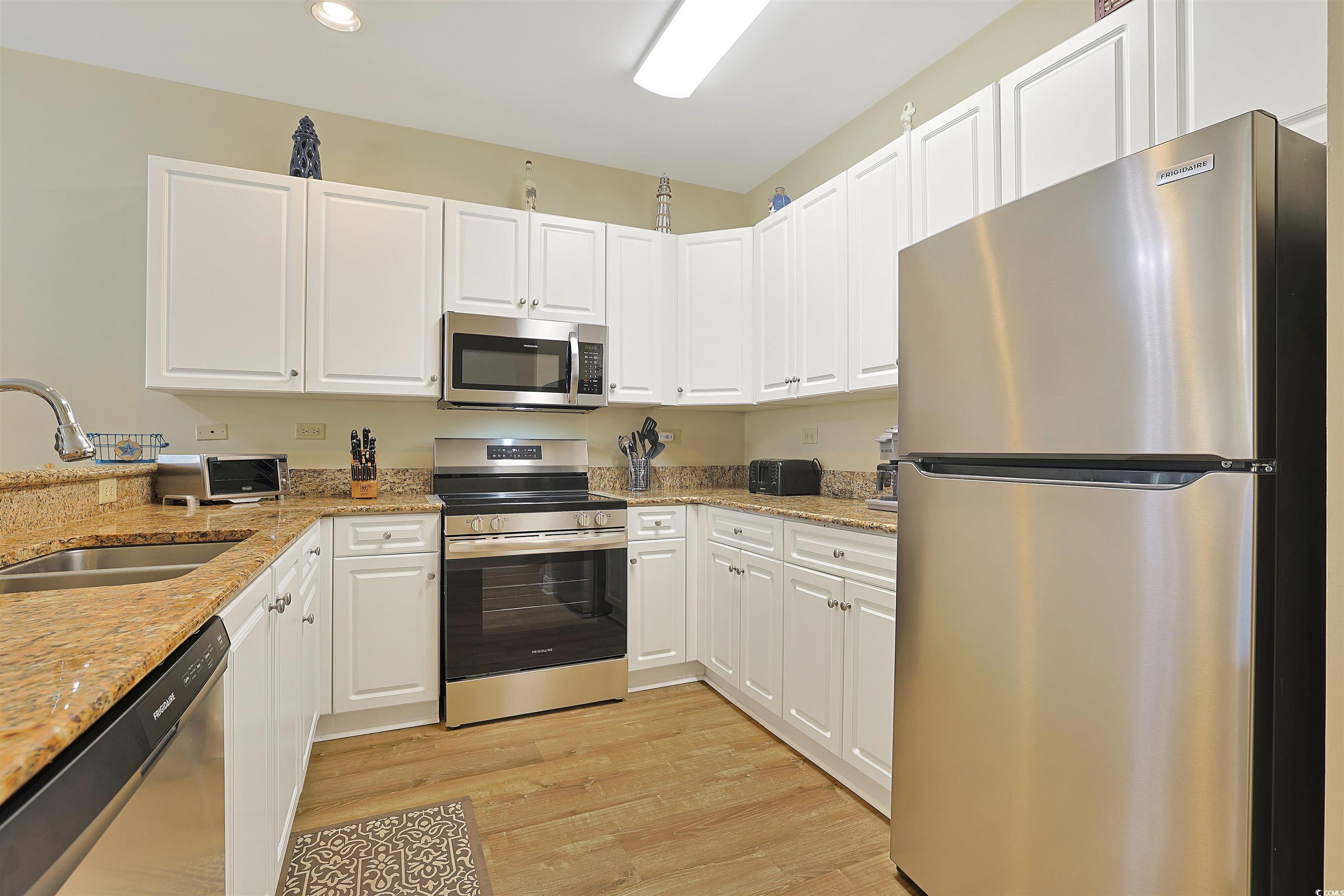 1009 World Tour Blvd. Property Photo 9