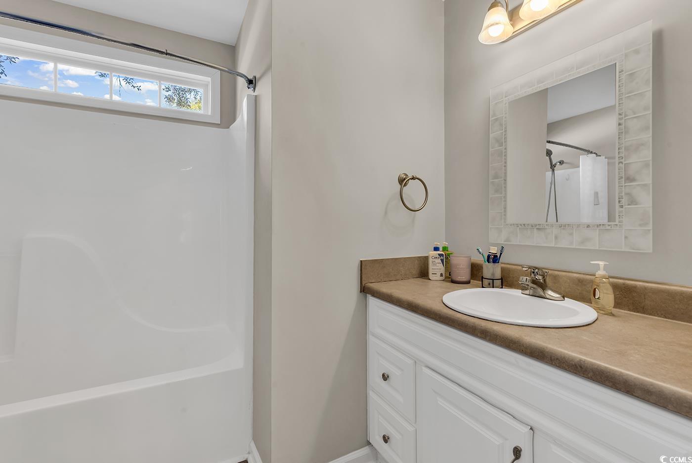 429 Loril St. Property Photo 18