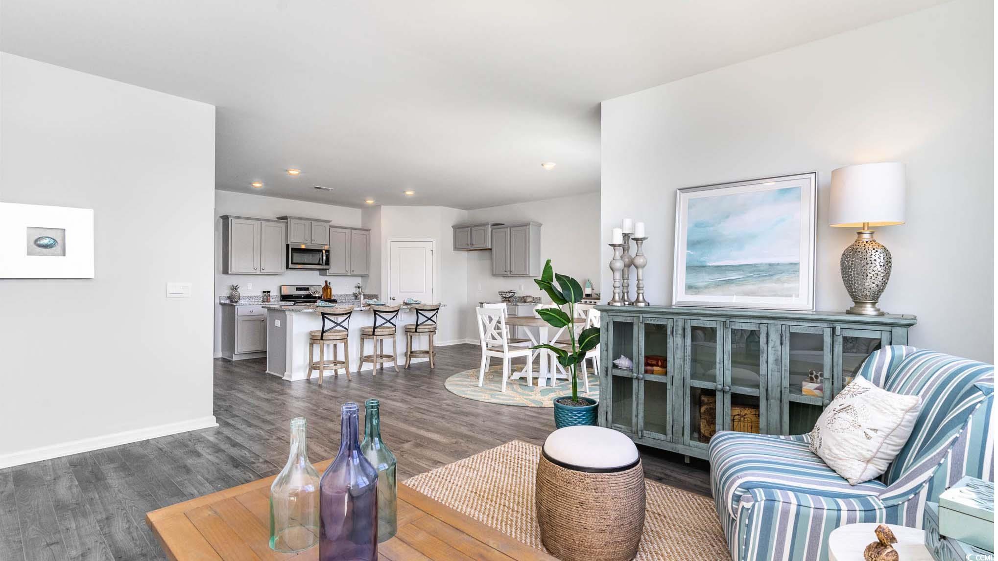 225 Carver Willow Dr. Property Photo 6