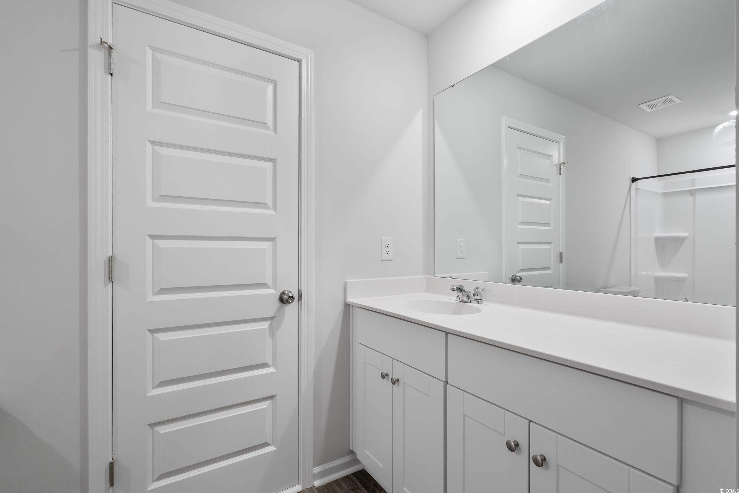 587 Harrison Mill St. Property Photo 14