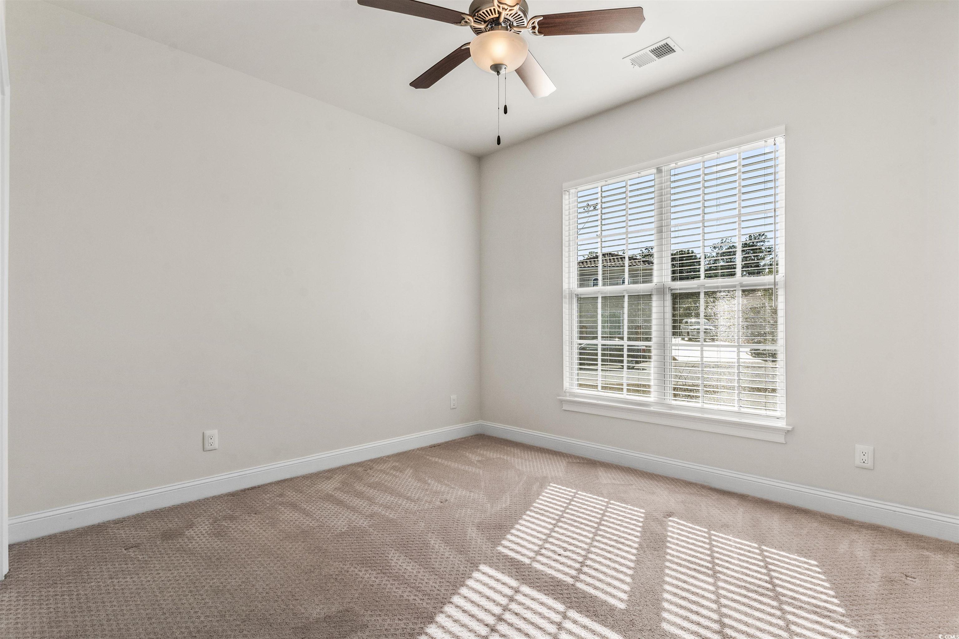 654 Evers Loop Property Photo 19