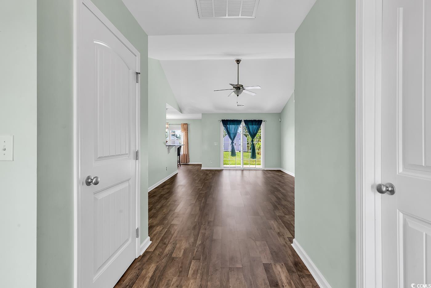 206 Balsa Dr. Property Photo 3